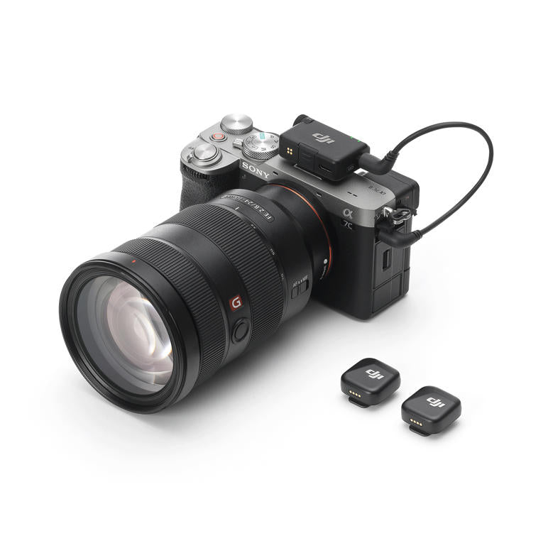 DJI Mic Mini 2-Person Wireless Mic for Camera & phone (2 TX + 1 RX with  Charging Case)