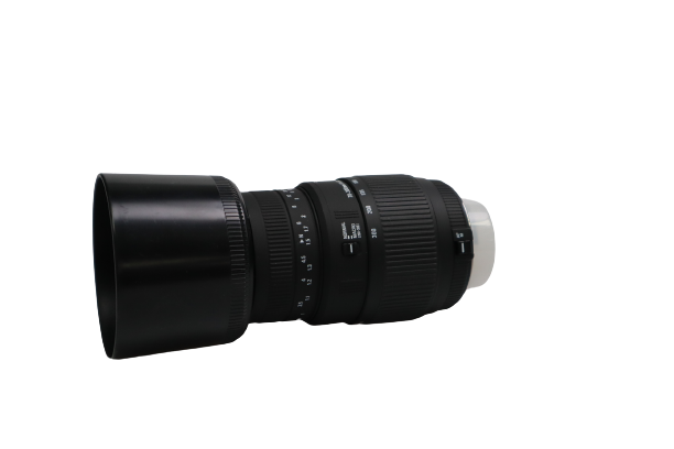 Used Sigma 70-300 f/4-5.6 DG Macro Lens for Nikon F Mount 8+